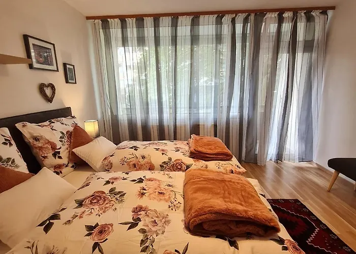 Einladend Apartament *